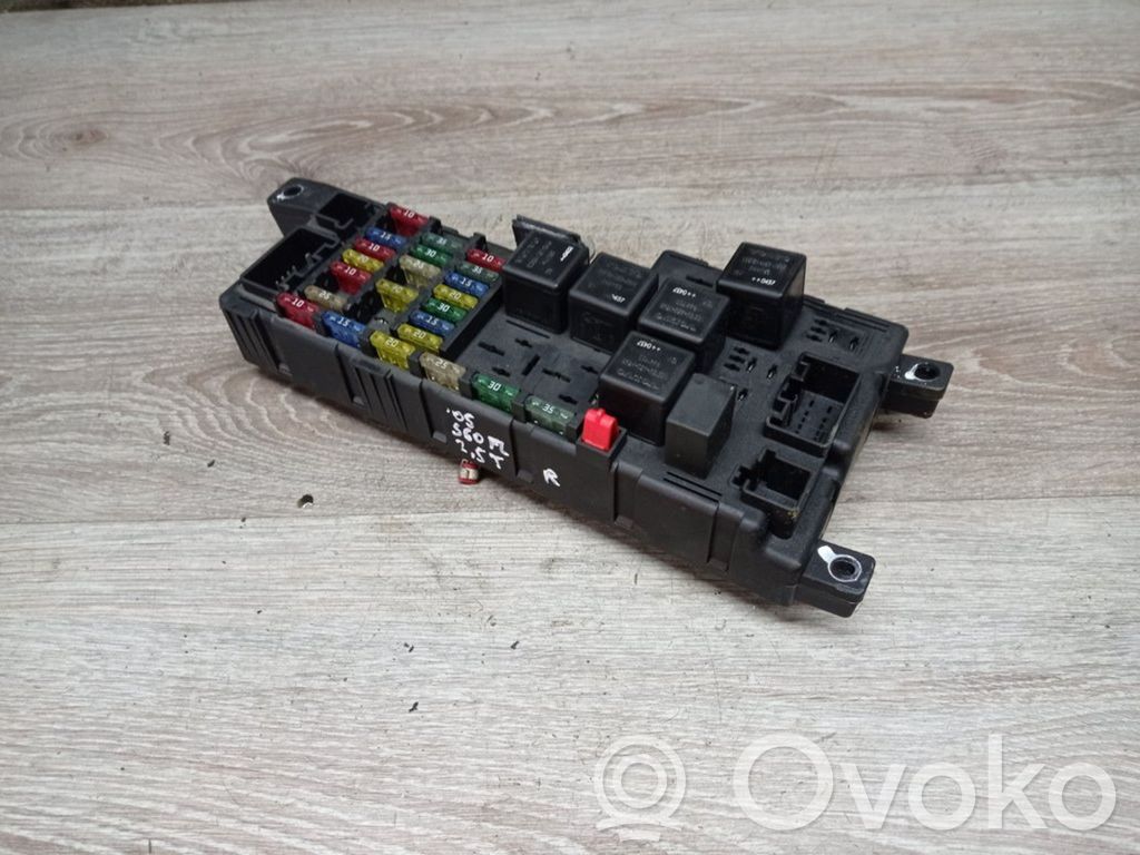 Volvo S60 Fuse module 