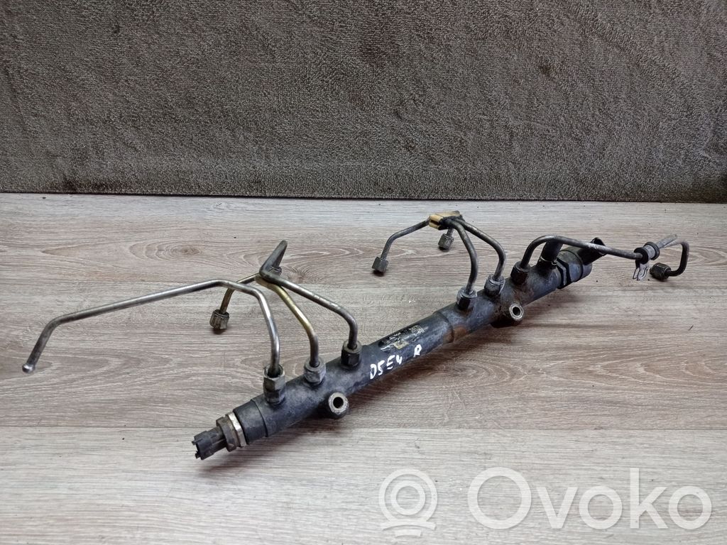Fuel main line pipe   30637413