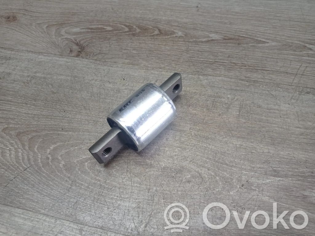 Volvo V70 Front wishbone bush 