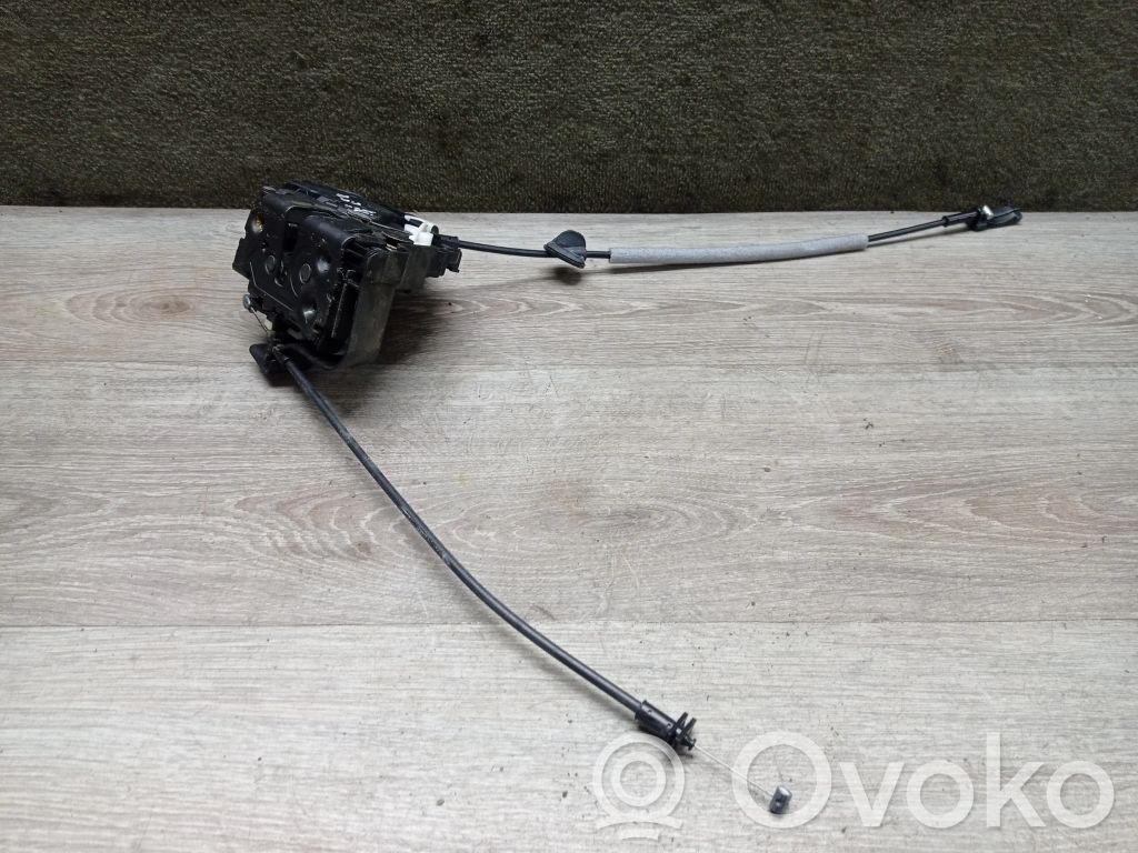 Front door lock   986904,30784487