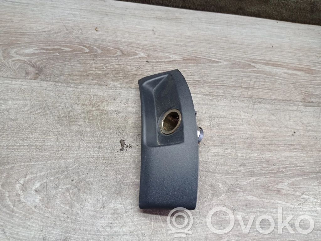 Volvo C30 12 V Socket (front) 