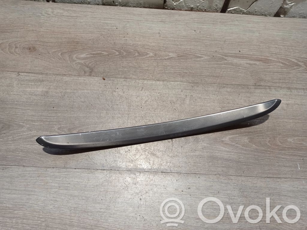 Volvo S60 Moldura de la guantera 