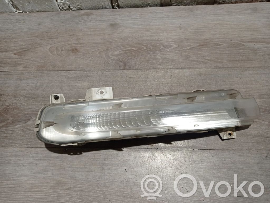 Volvo V40 Etusumuvalo 