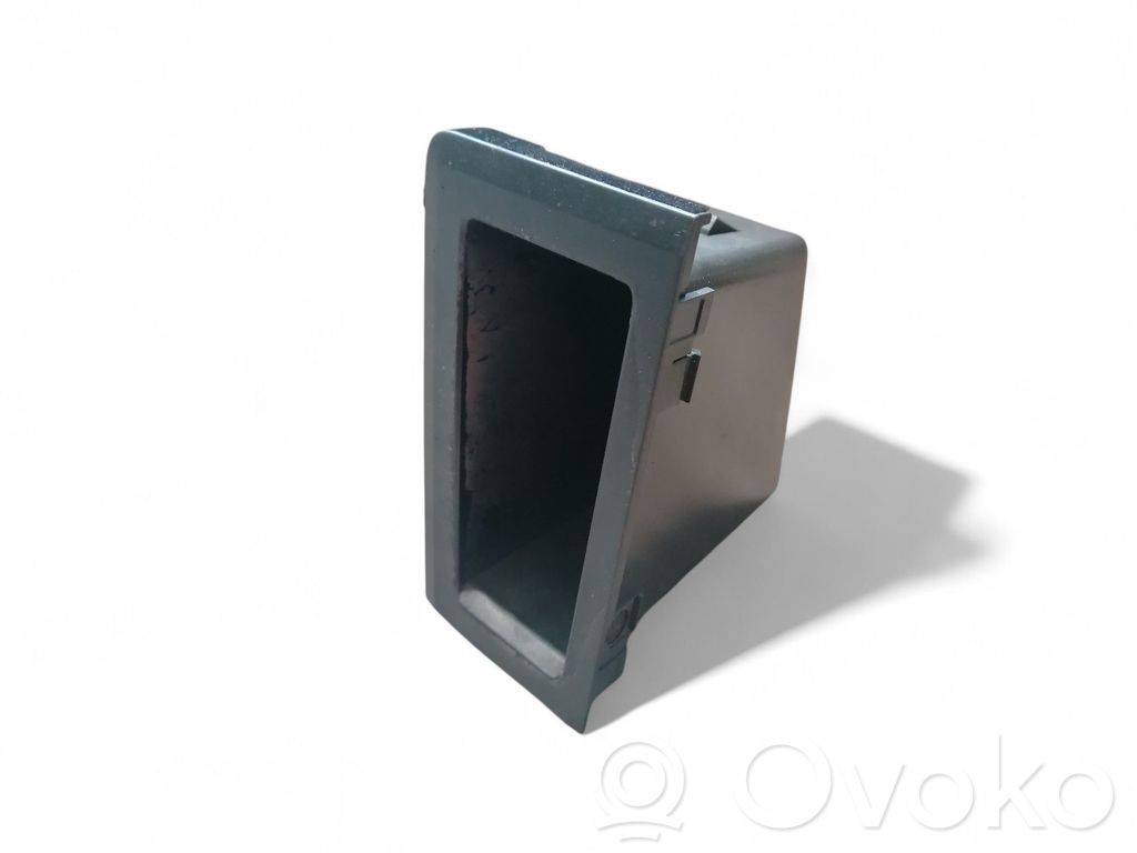 Dashboard storage box/compartment   9184530