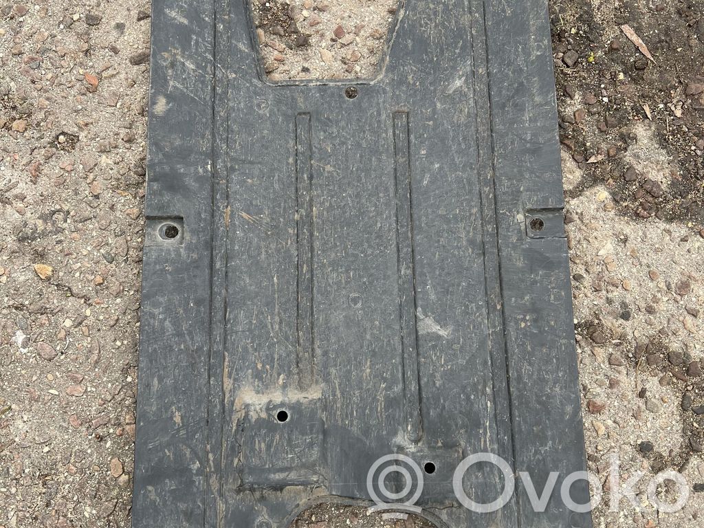 Placa protectora del centro/medio   J8A211778AE