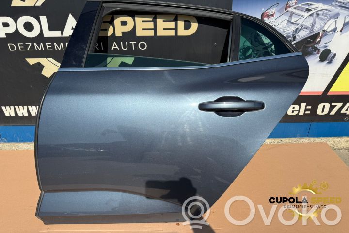 Renault Megane IV Puerta trasera 