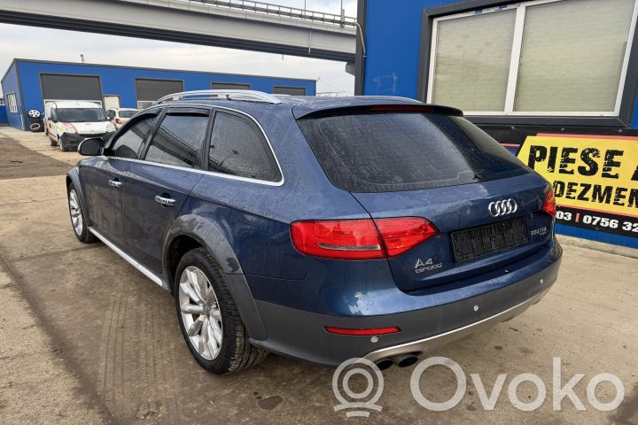 Audi A4 S4 B8 8K Takakulmapaneeli 