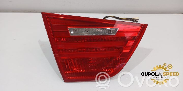 Tailgate rear/tail lights   4871739