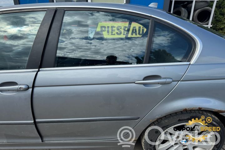 BMW 3 E46 Galinės durys 