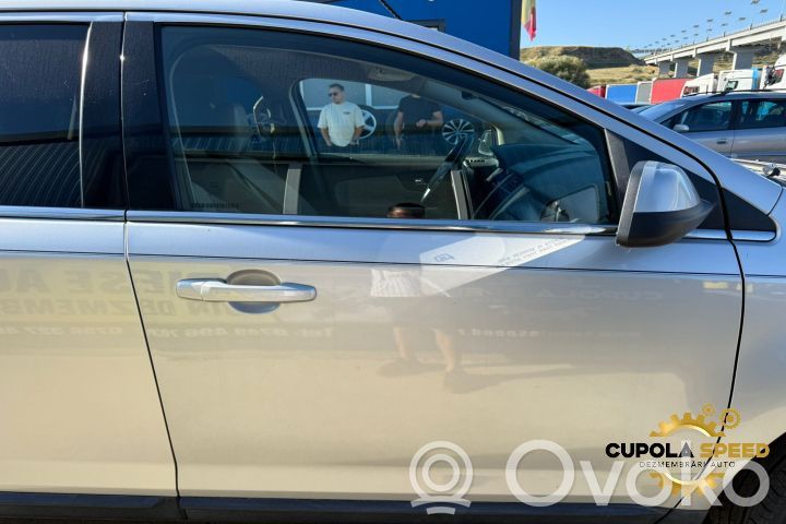 Porte avant