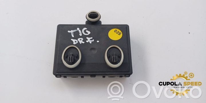 Volkswagen Tiguan Unidad de control/módulo de la puerta 