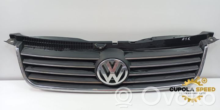 Volkswagen PASSAT B5.5 Grilă radiator față 