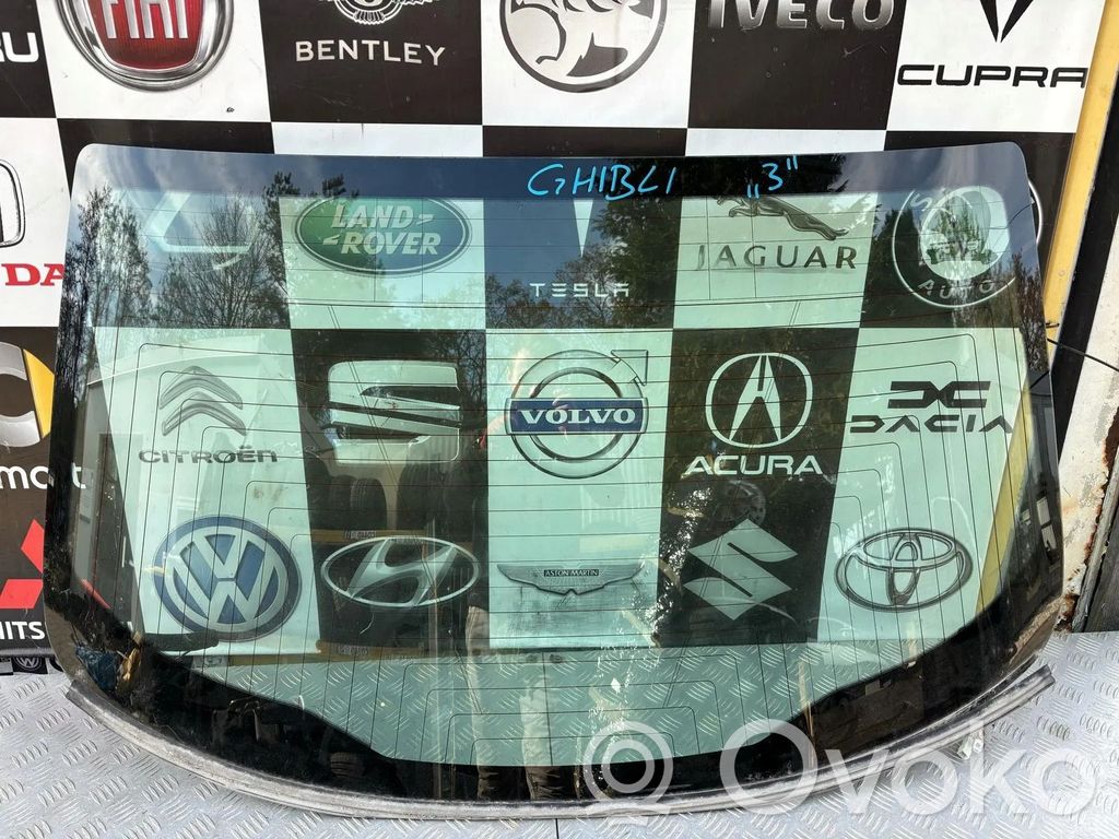 Rear windscreen/windshield window