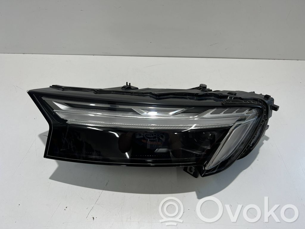 Audi Q7 4M Scheinwerfer 