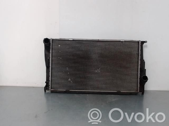 BMW 1 E81 E87 Aušinimo skysčio radiatorius 