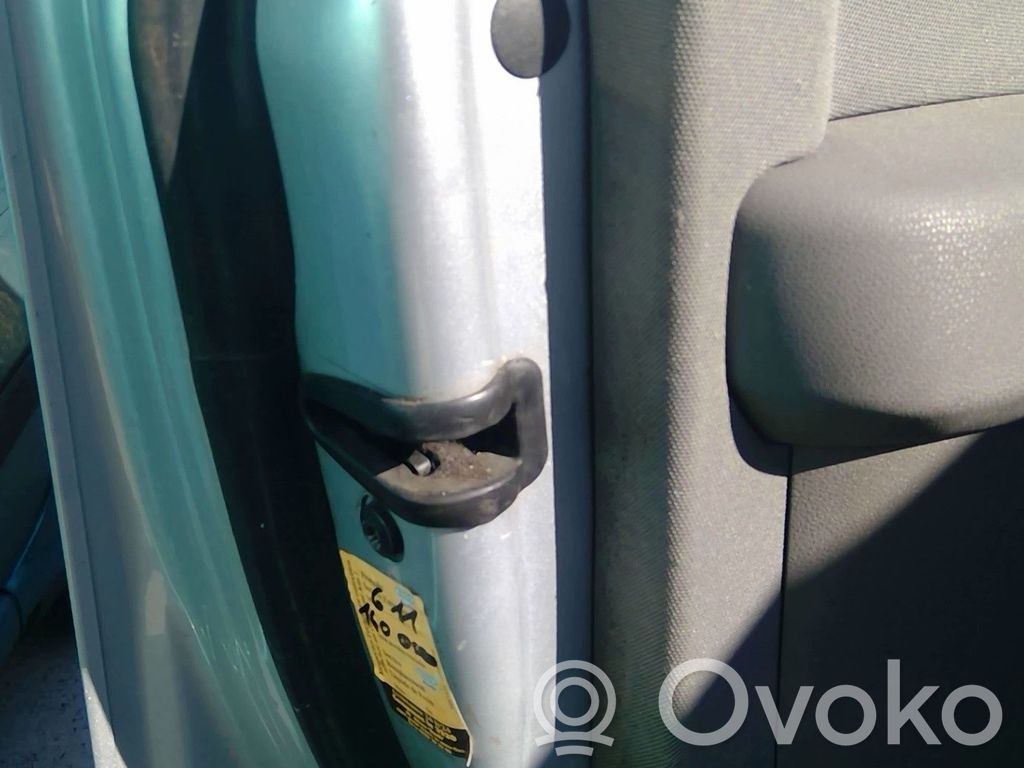 Audi A2 Priekšpusē slēdzene 