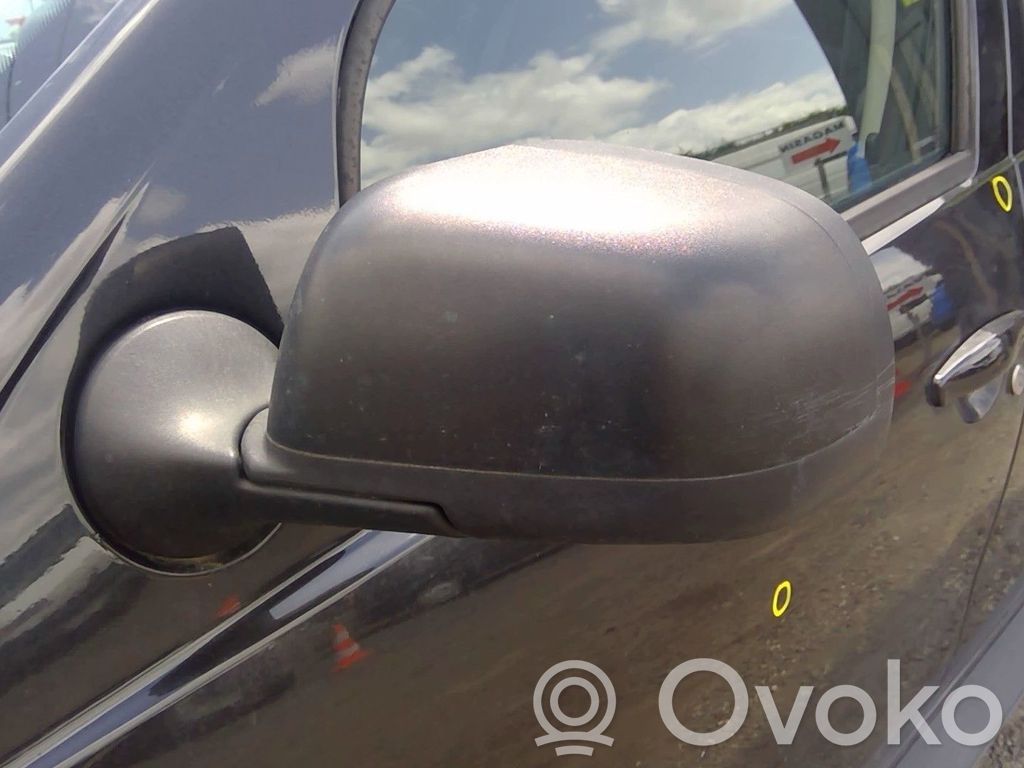 Dacia Duster Manual wing mirror 