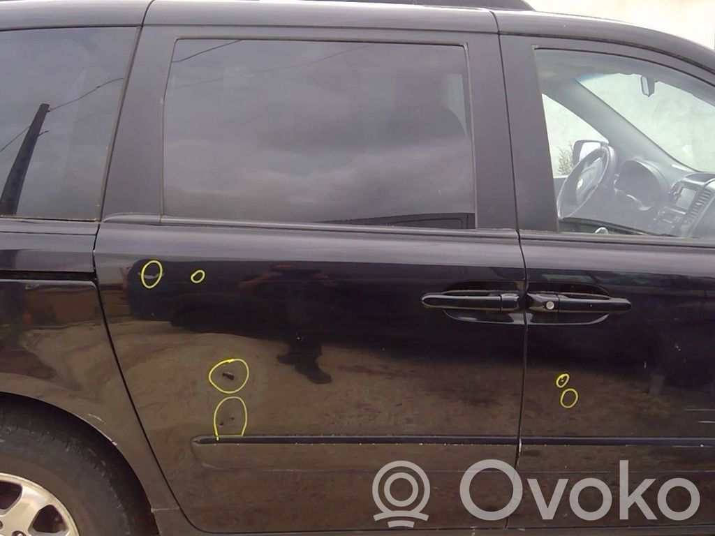 KIA Carnival Šoninės slankiojančios durys 