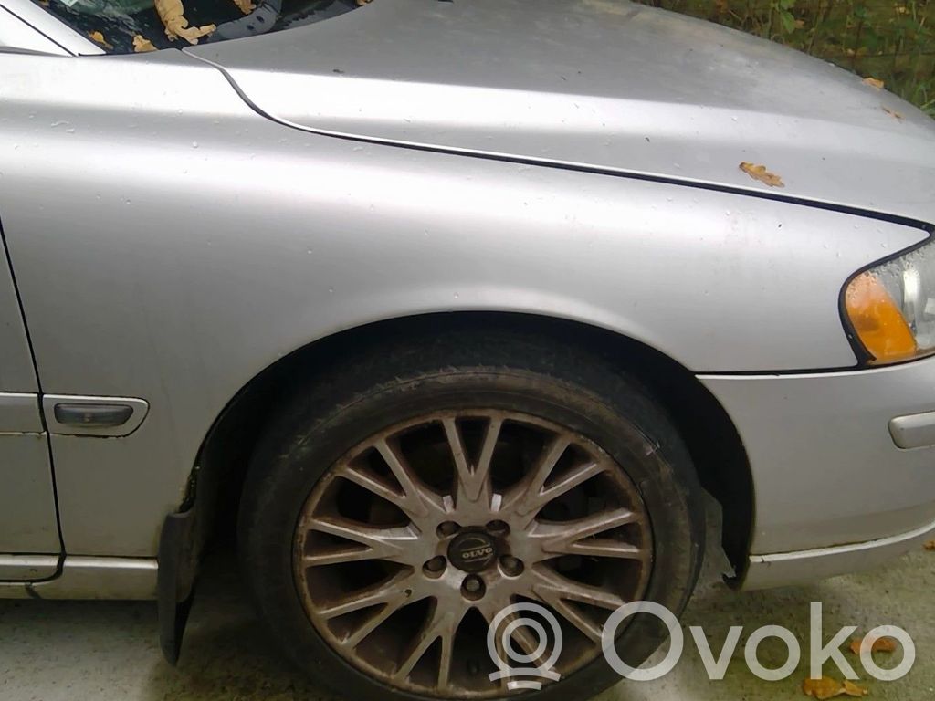 Volvo S60 Sparnas 
