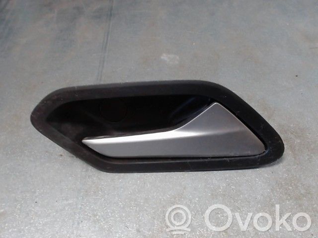 Dacia Duster II Manecilla interna puerta delantera 