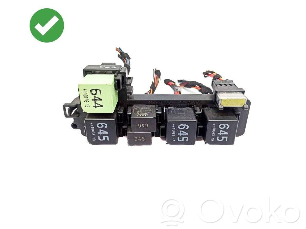 Módulo de fusible   1K2937503B,1K2937503,4H0951253C,4A0937530,4H0951253,4H0951253A