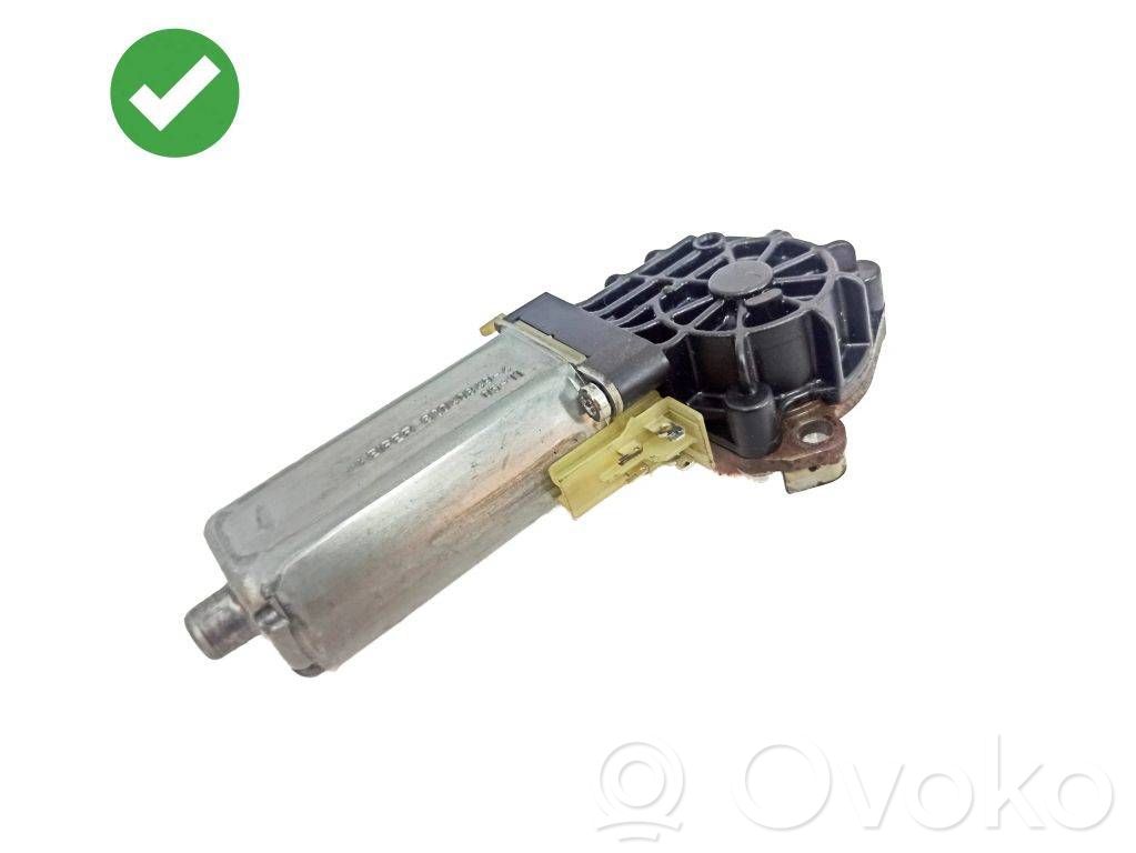 Mercedes-Benz CLS C219 Seat adjustment motor 