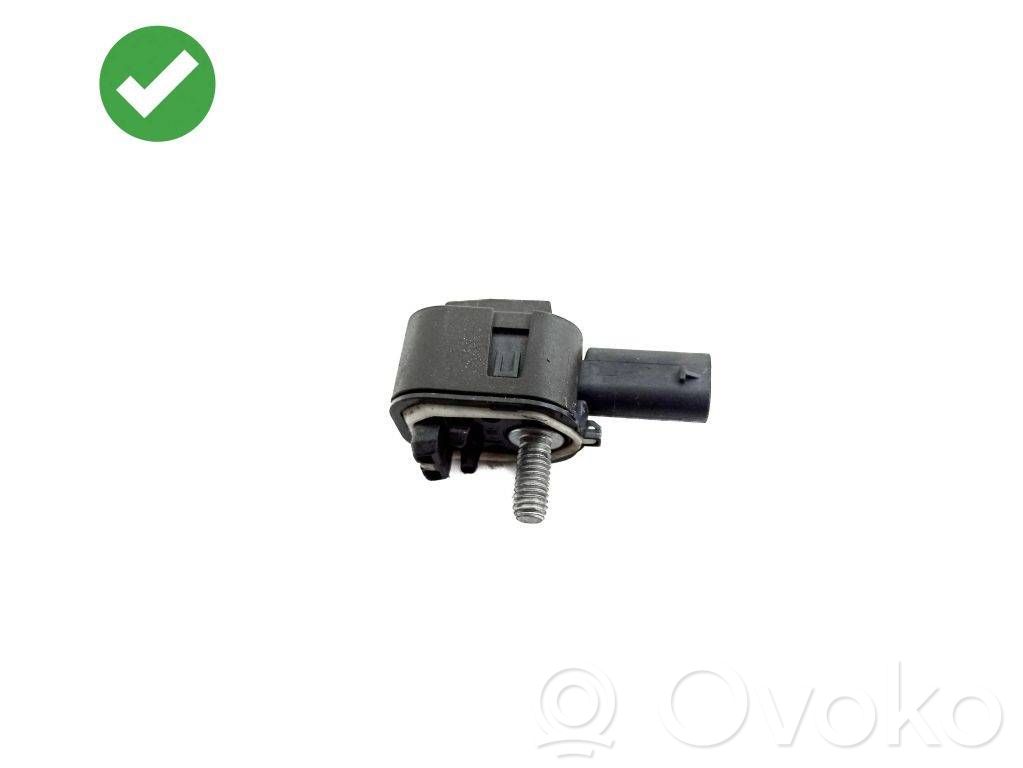 BMW 5 F10 F11 Senzor impact/declanșare airbag 