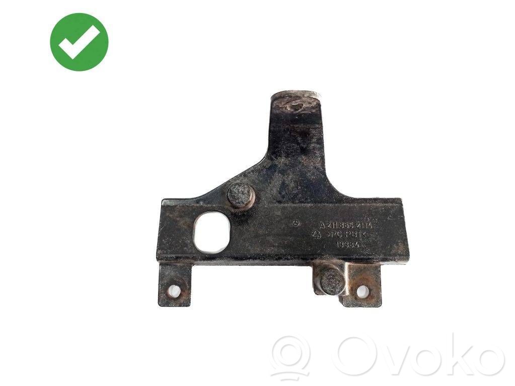 Mercedes-Benz E W211 Rear bumper mounting bracket 