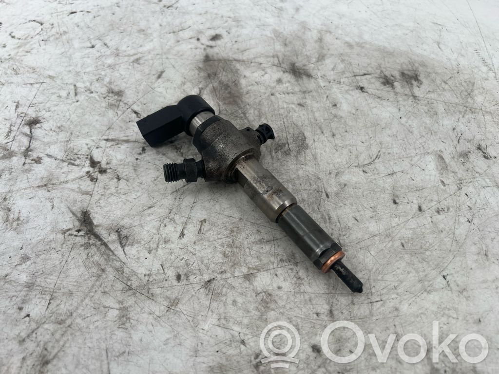Inyector de combustible   030012