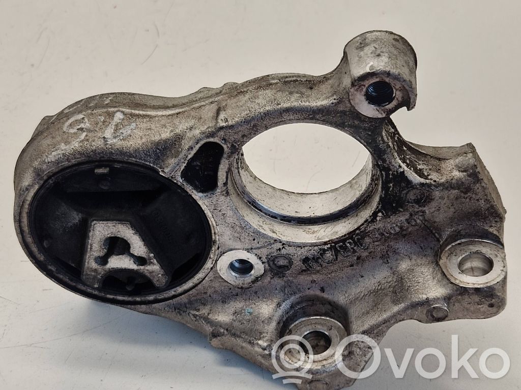 Engine mount bracket   9684500180,A0099900