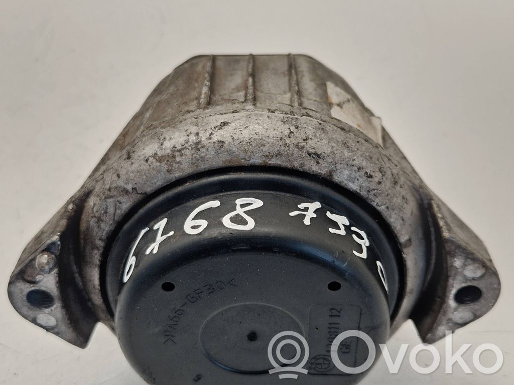 Support de moteur, coussinet   676879903,13981112