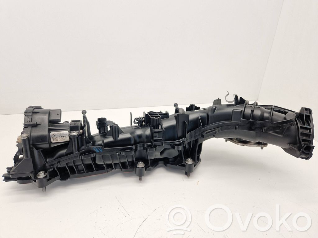 BMW X1 F48 F49 Kolektorius įsiurbimo 
