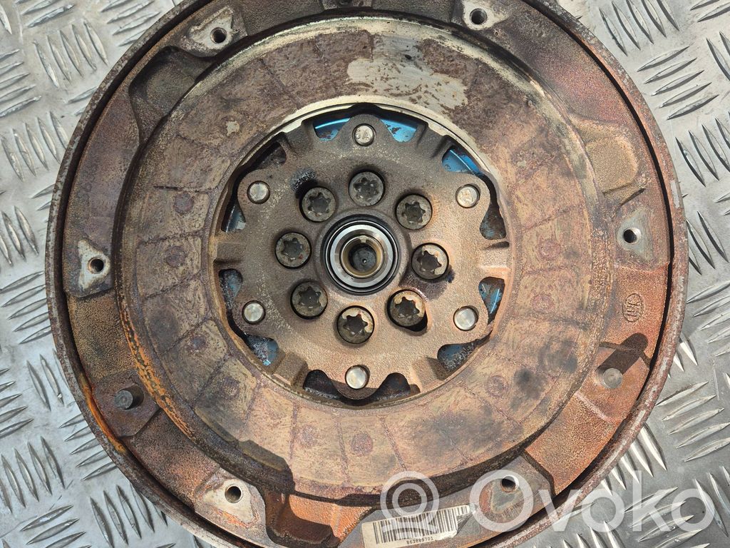 BMW 1 F20 F21 Divmasu spararats 