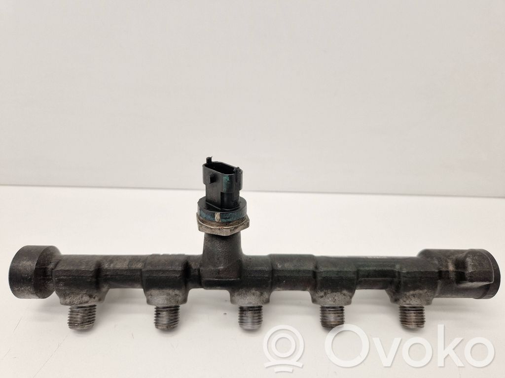 Renault Master III Rampă alimentare injectoare 