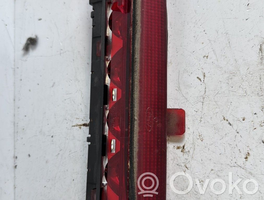 Ford Focus Third/center stoplight 