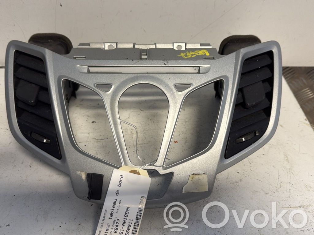 Ford Fiesta Dysze / Kratki środkowego nawiewu deski rozdzielczej 