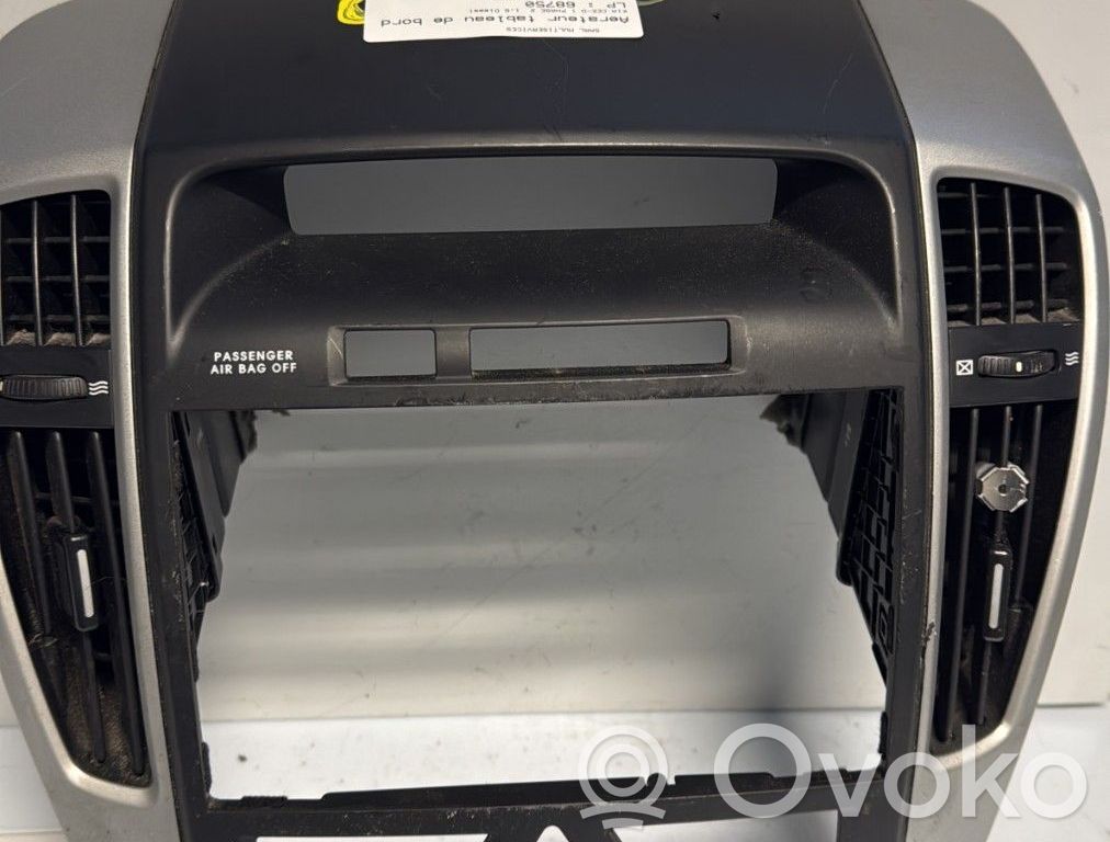 KIA Ceed Dash center air vent grill 
