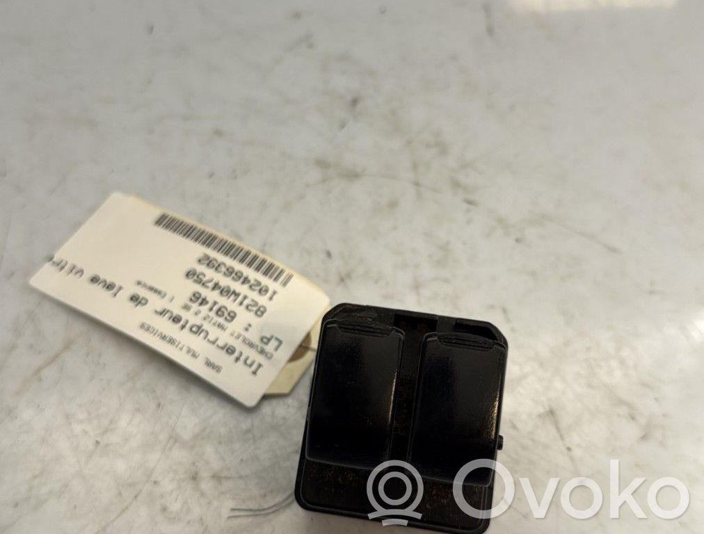 Chevrolet Matiz Electric window control switch 