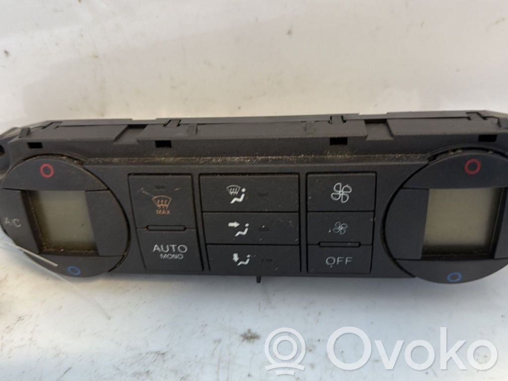 Climate control unit   1466238