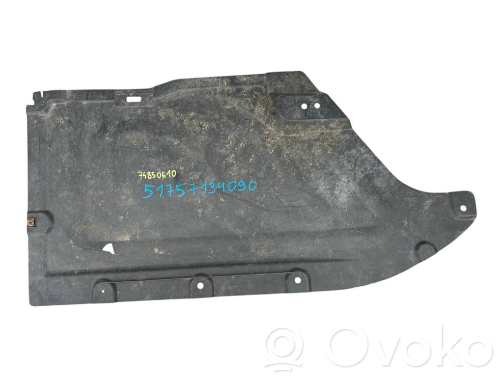 Placa protectora/protector antisalpicaduras motor   51757134090
