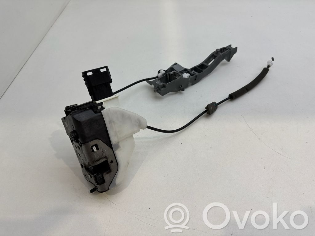 Citroen C3 Priekšpusē slēdzene 