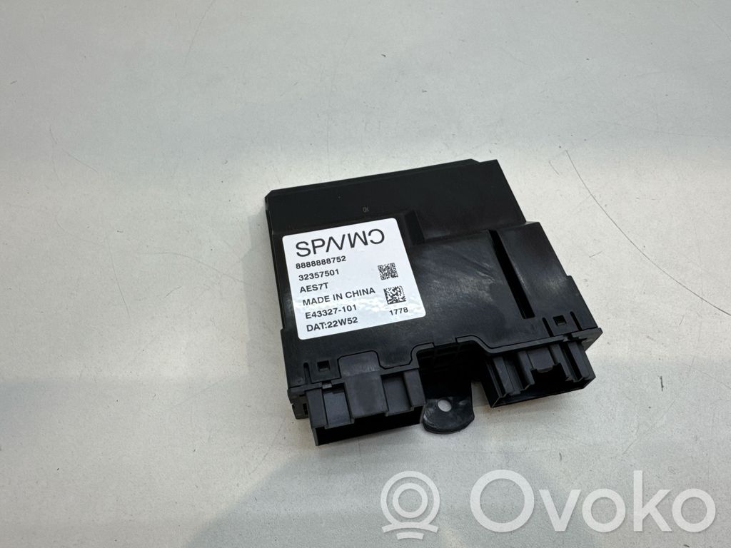 Polestar 2 Tailgate/trunk control unit/module 