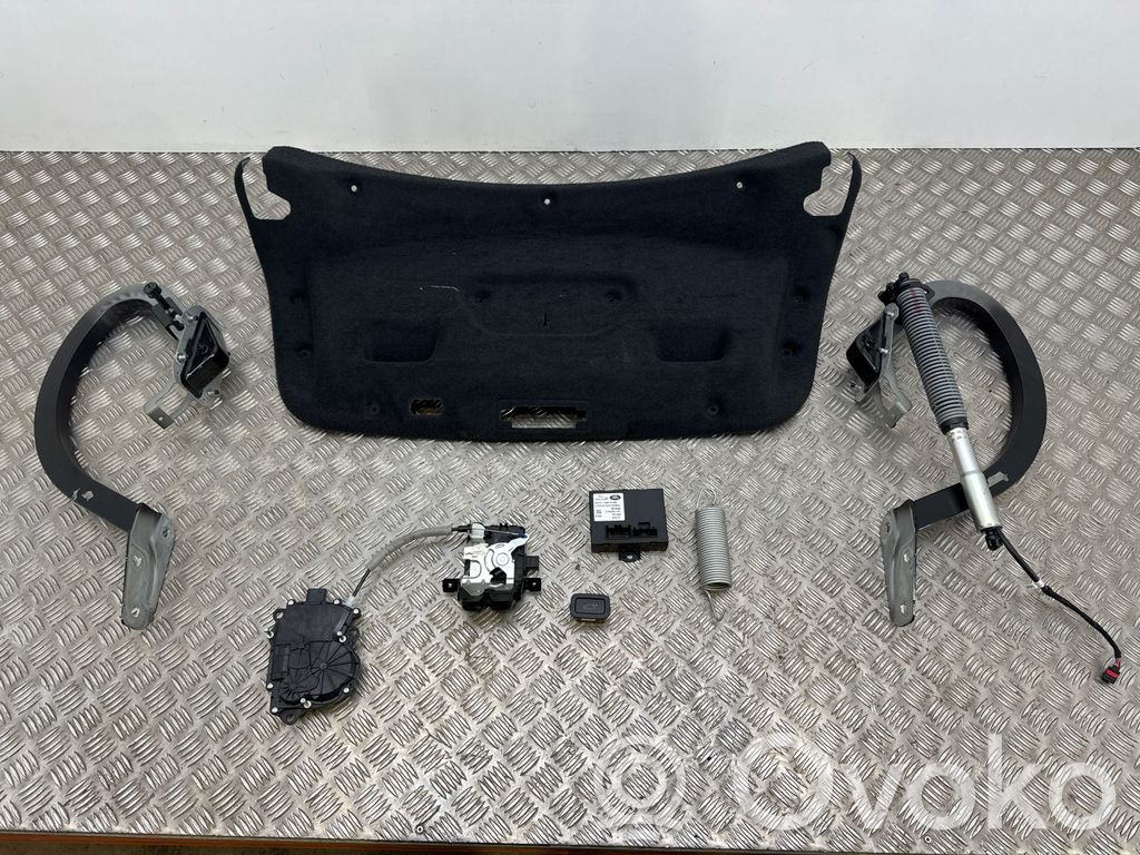 Jaguar XE Tailgate hydraulic set 