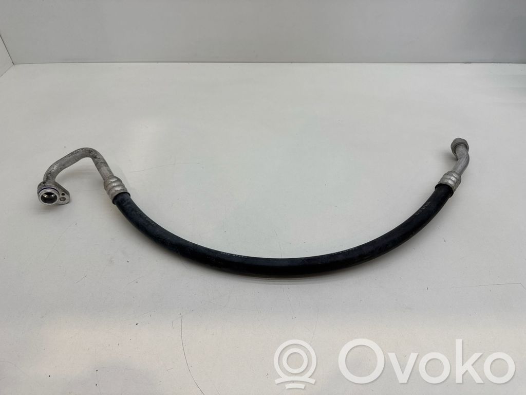 Audi A5 Ilmastointilaitteen putki (A/C) 