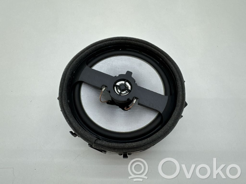 Mitsubishi Eclipse Cross Enceinte de porte arrière 