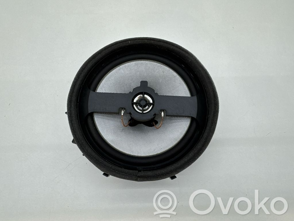 Mitsubishi Eclipse Cross Enceinte de porte arrière 