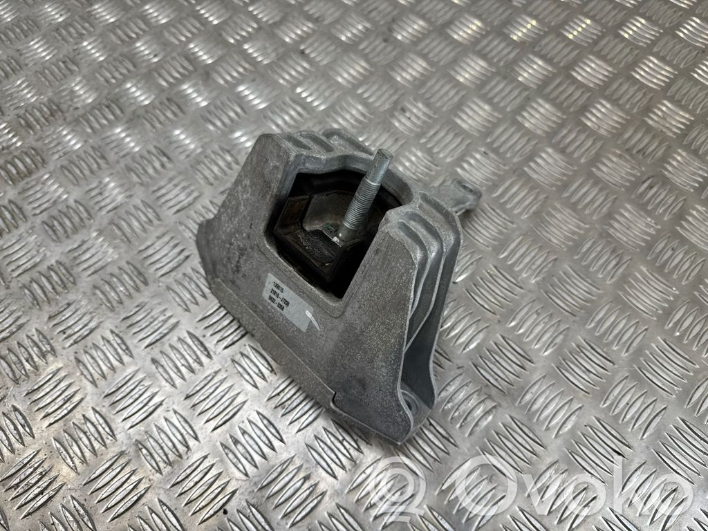 KIA Ceed Engine mount bracket 