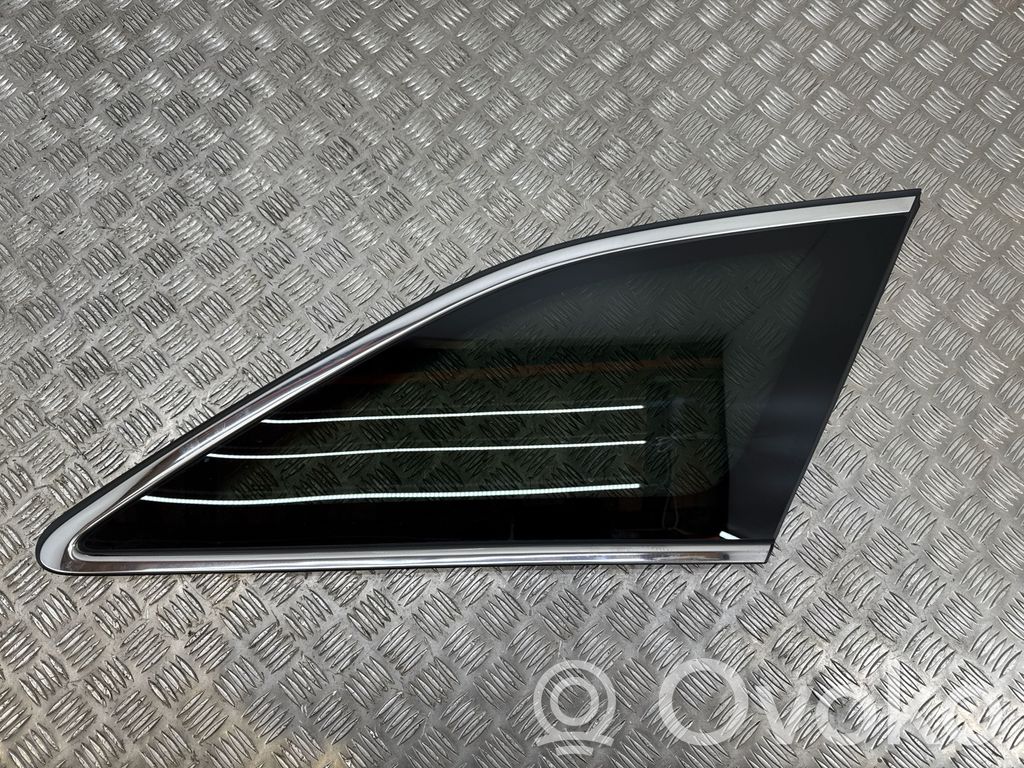 KIA Ceed Vidrio lateral trasero 