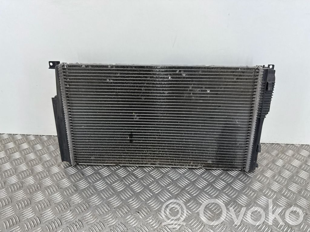 BMW 1 F20 F21 Aušinimo skysčio radiatorius 