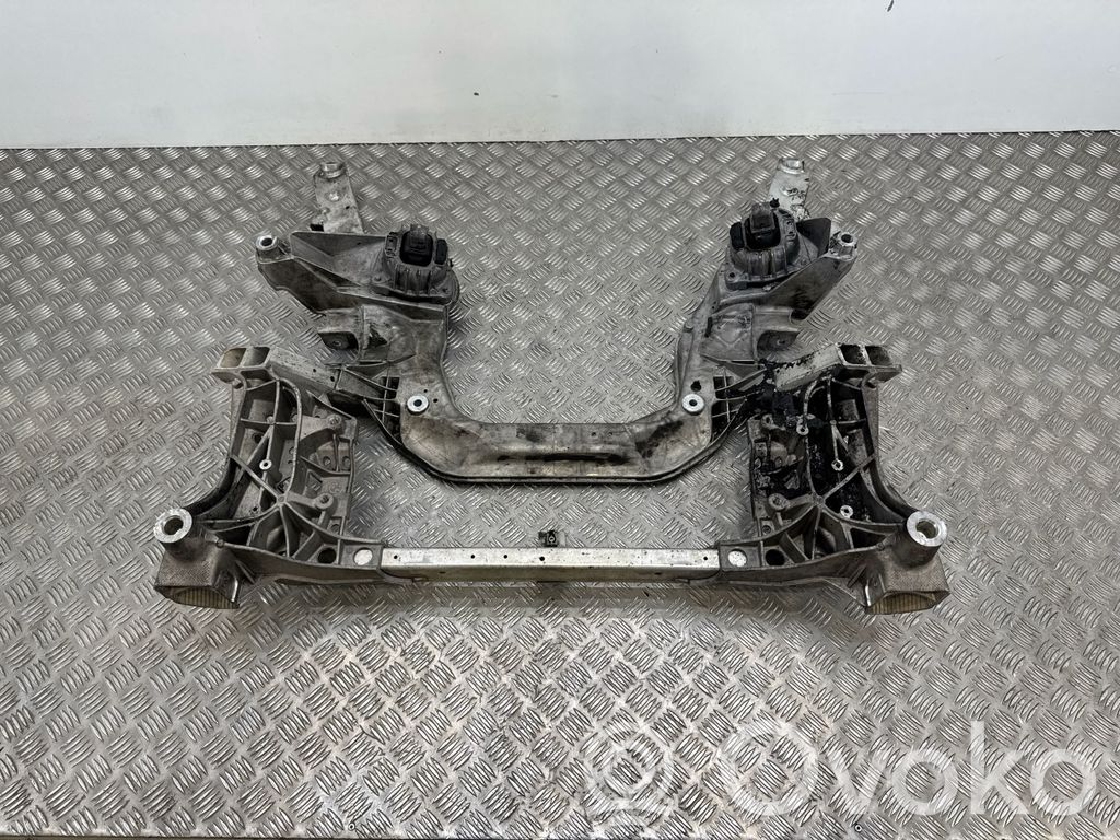 BMW 5 F10 F11 Rama pomocnicza przednia 